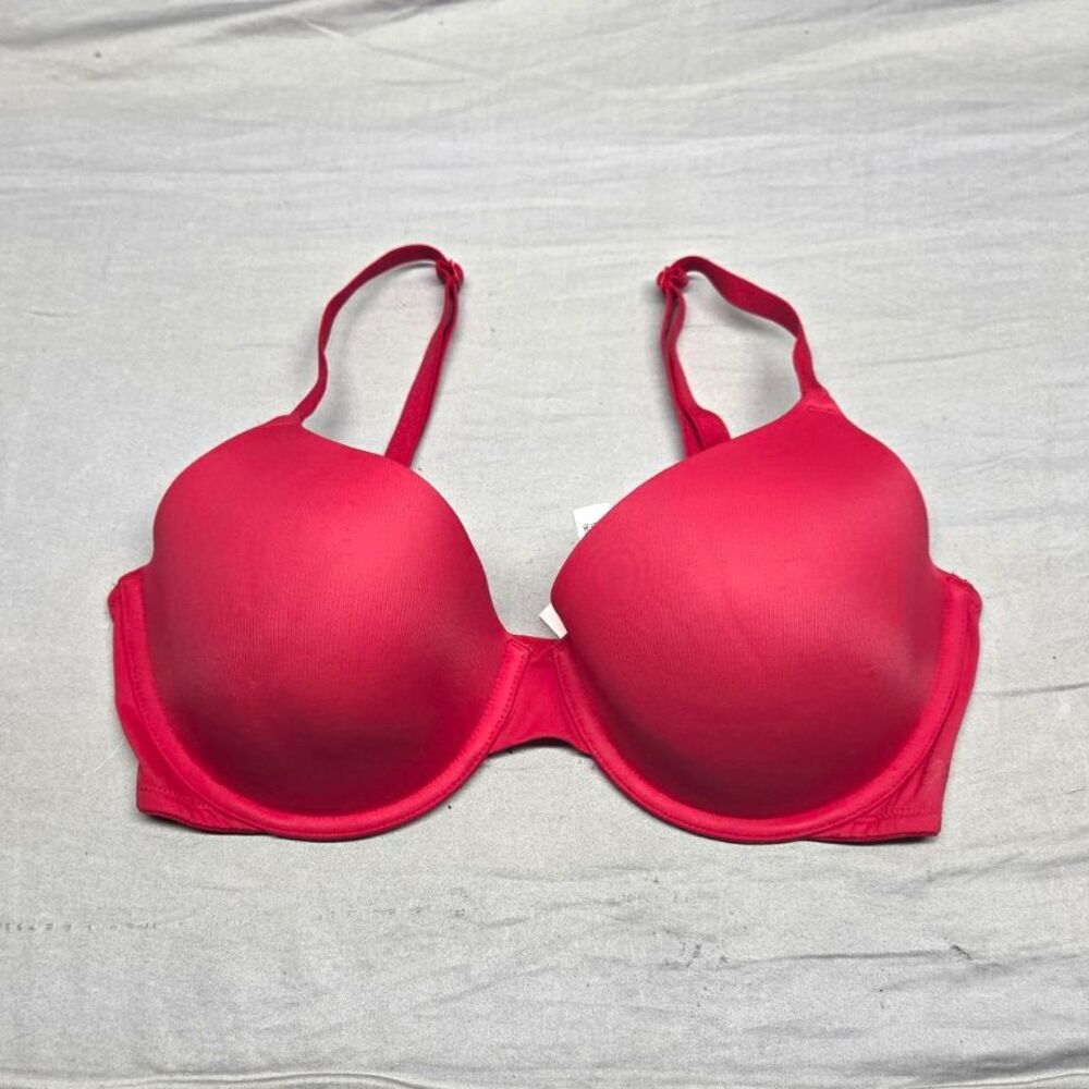 PINK Victoria's Secret Wear Everywhere Red T-Shirt Bra Underwire 34DD